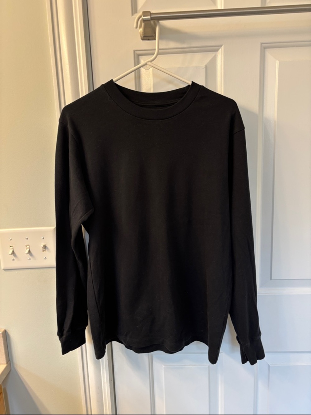 Uniqlo Black Crewneck T-Shirt with Logo Tag